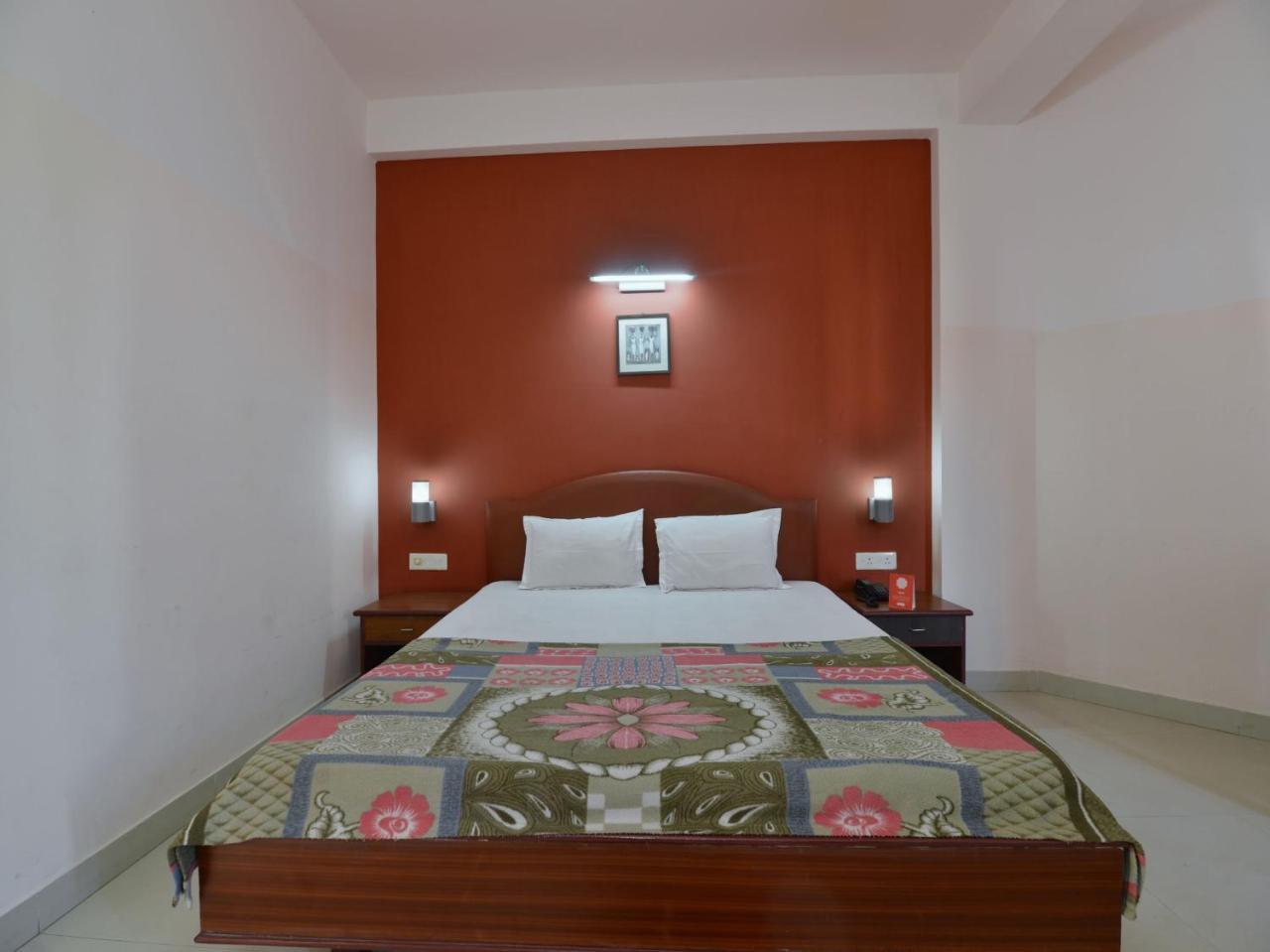 Hotel Rockbay, Puri Swimming-Pool, Near-Sea-Beach-And-Temple Fully-Air-Conditioned-Hotel With-Lift-And-Parking-Facility Exterior foto